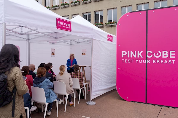 Pinkcube in Bern Bild 5